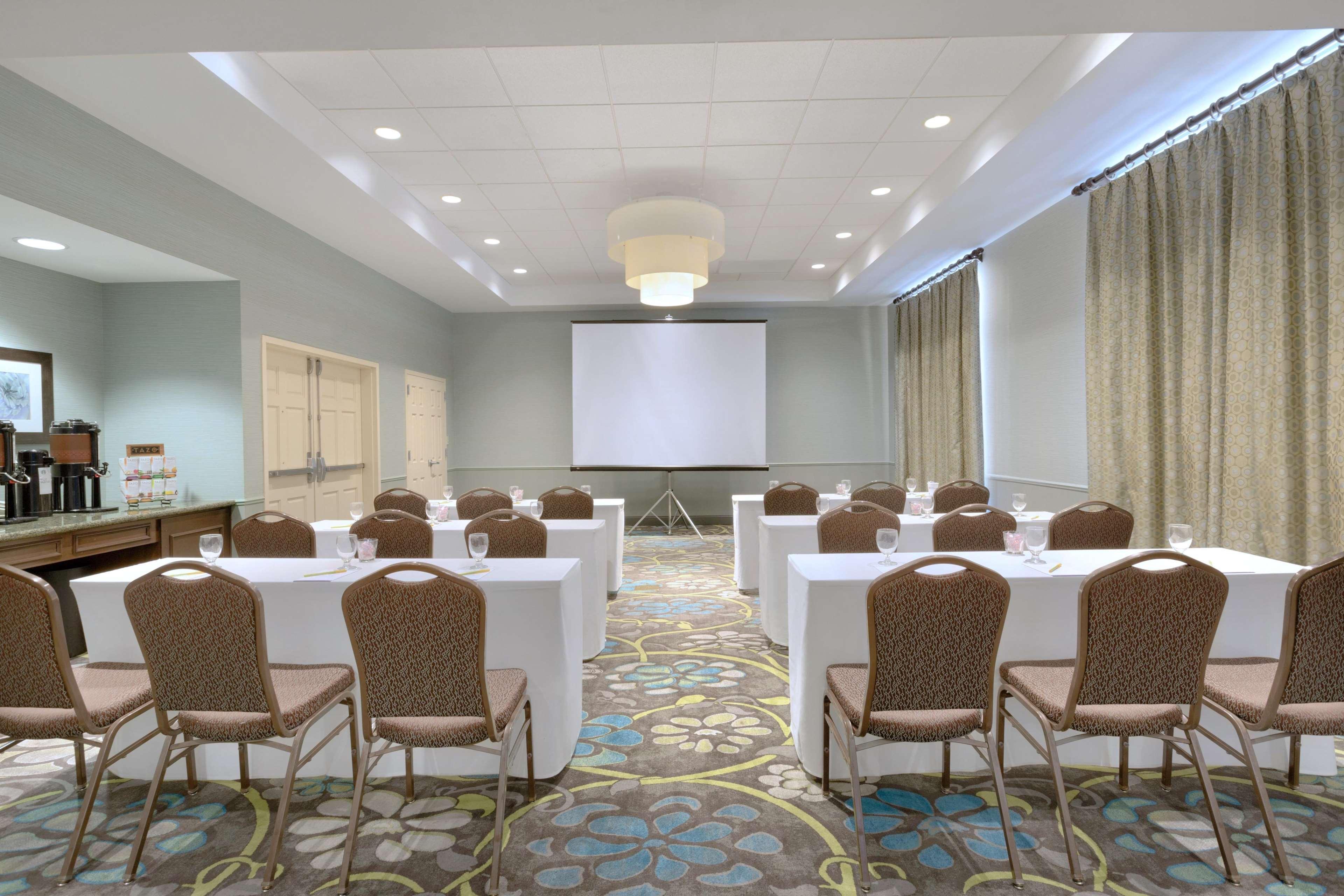 Hilton Garden Inn Worcester Eksteriør billede